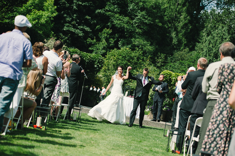 wedding ceremony at vancouver park