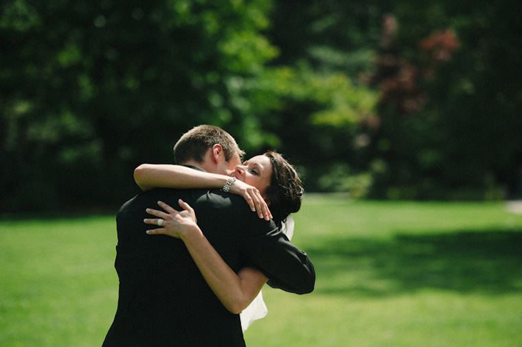 wedding ceremony at vancouver park