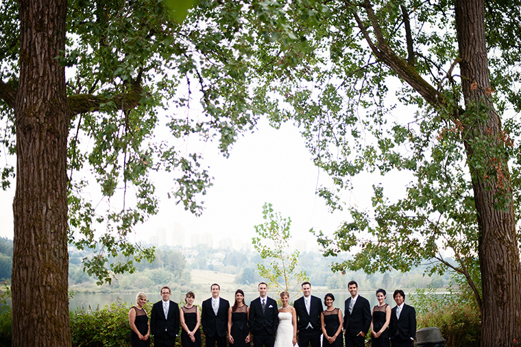 bridal party pictures at deer lake park
