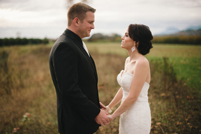 rustic wedding portraits at fraser river lodge