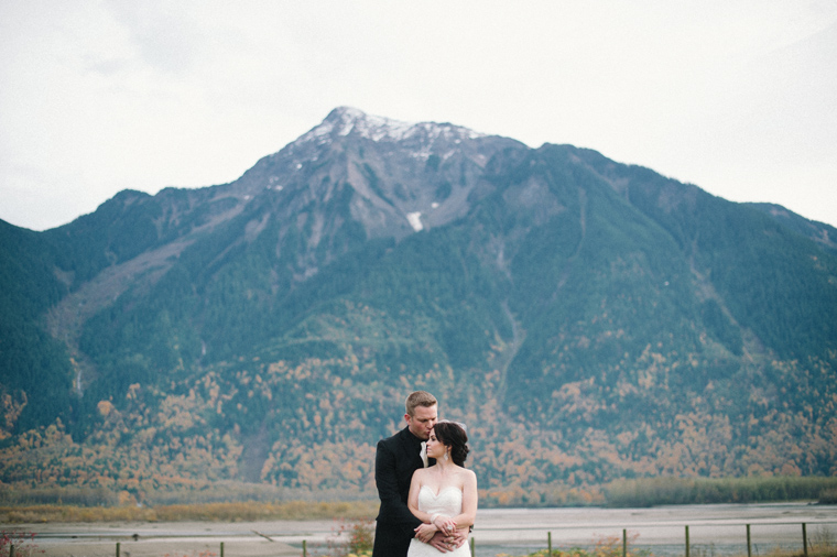 vintage diy fraser river lodge wedding