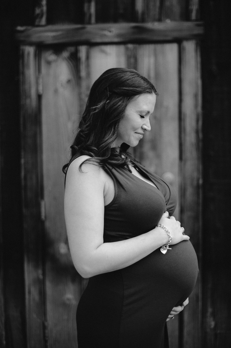 Maternity Portraits in Vancouver