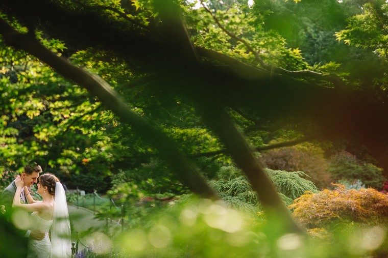 unique vancouver park wedding photo