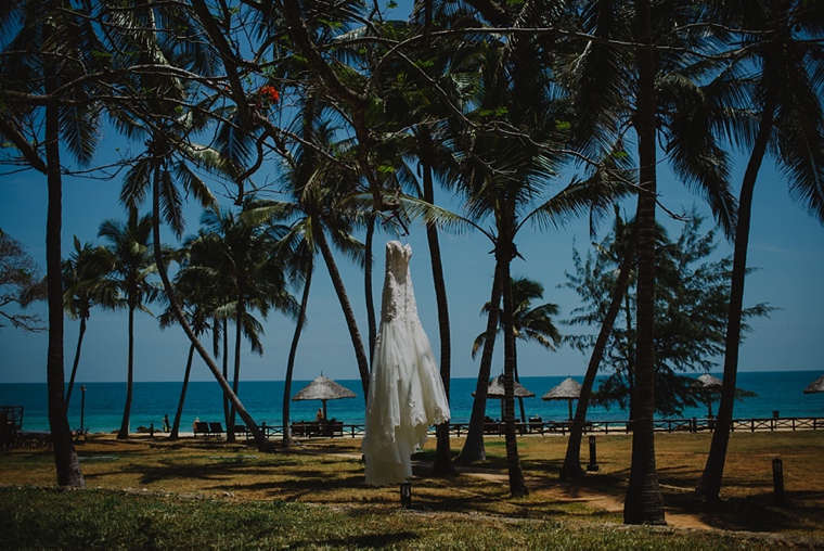 Best beach wedding dress