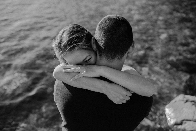 intimate vancouver engagement