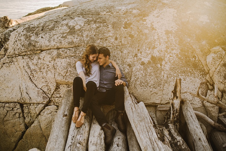cool vancouver engagement photos