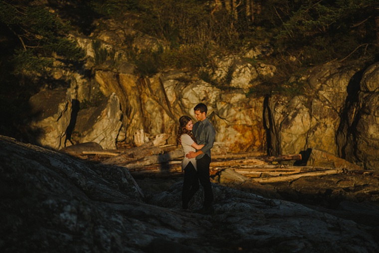 lighthouse park engagement photographer