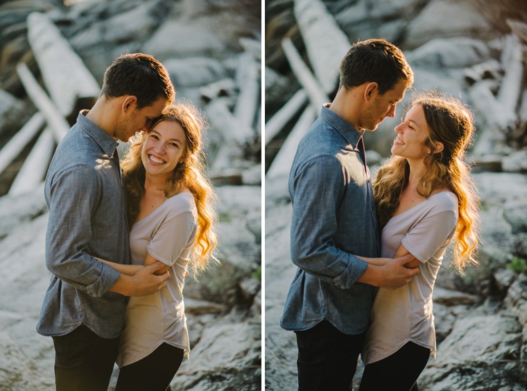lighthouse park engagement session