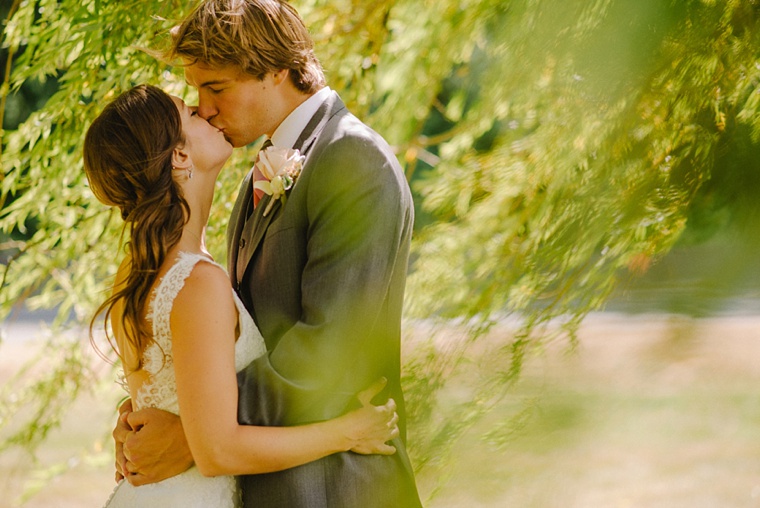 spanish banks wedding photos