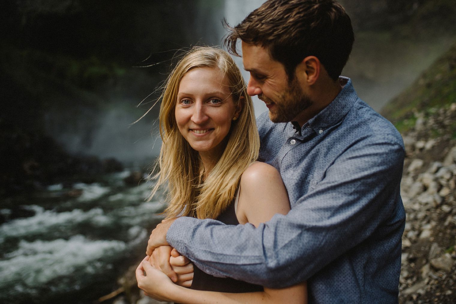 pacific northwest engagement photographer