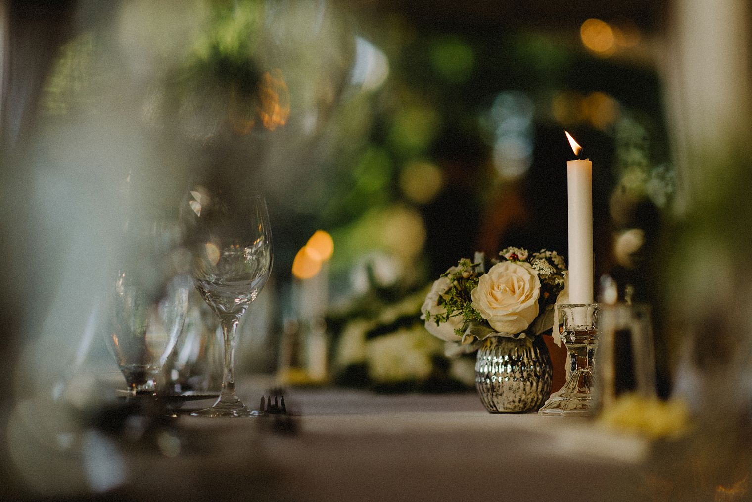 brock house wedding floral detail