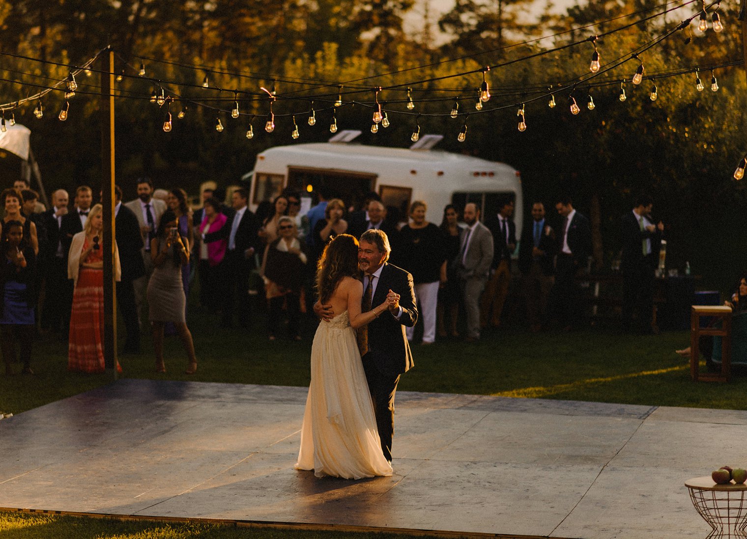 outdoor first dance in kelowna