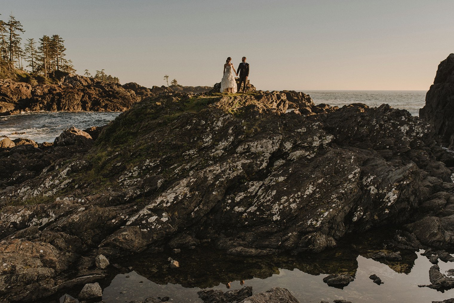 tofino wedding photographer