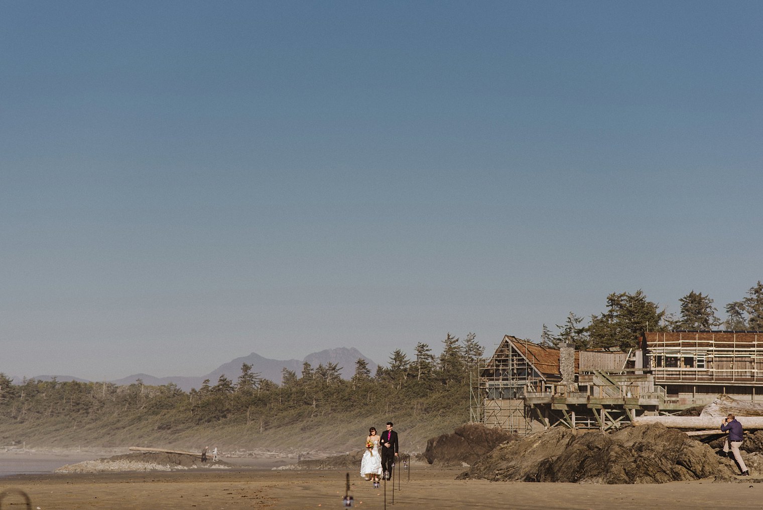 ucluelet wedding photographer