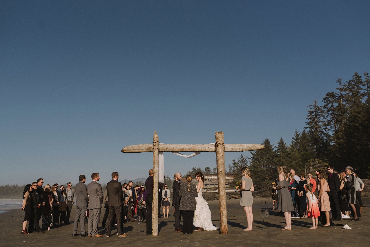 ucluelet wedding photographer