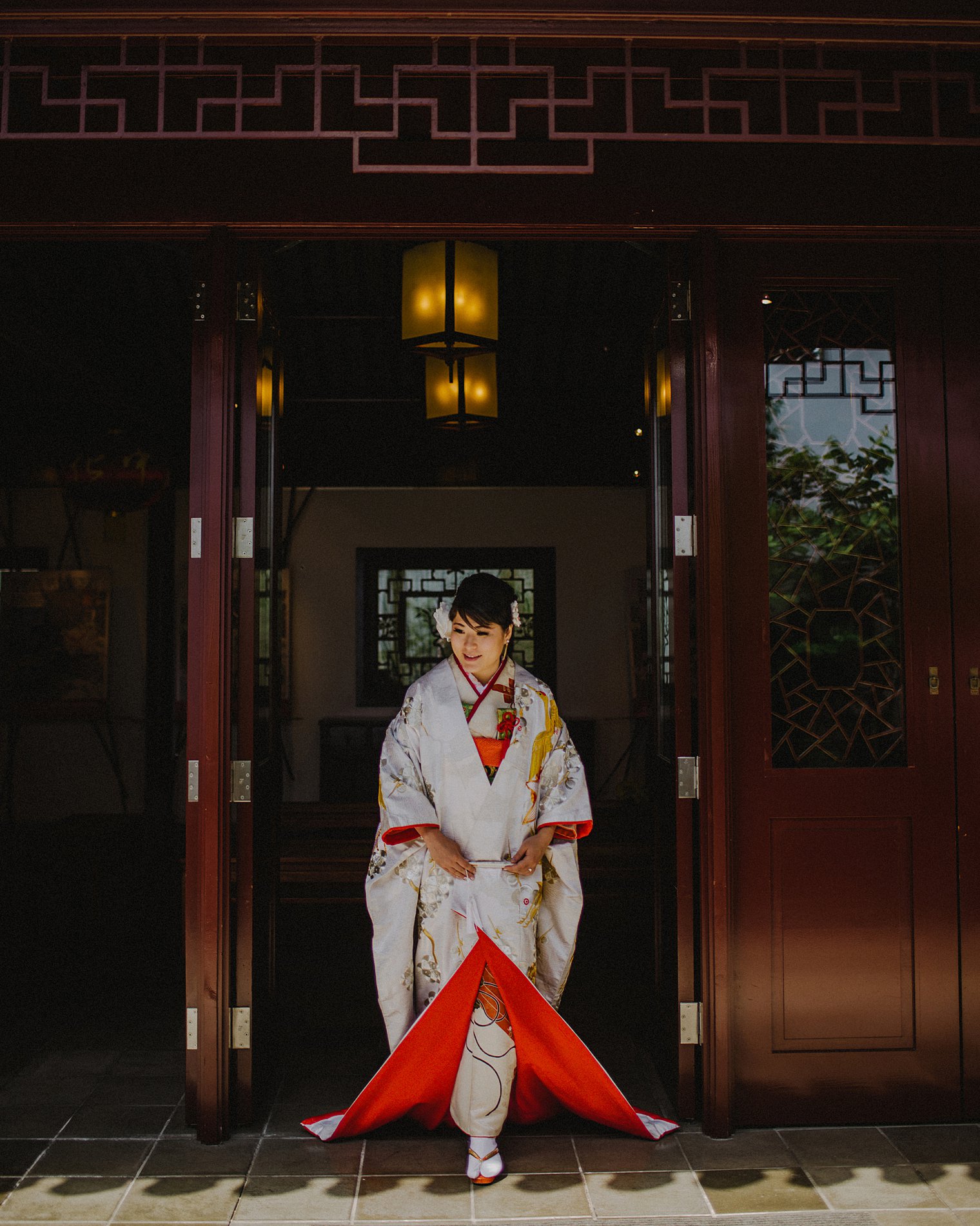 traditional wedding at sun yat-sen garden